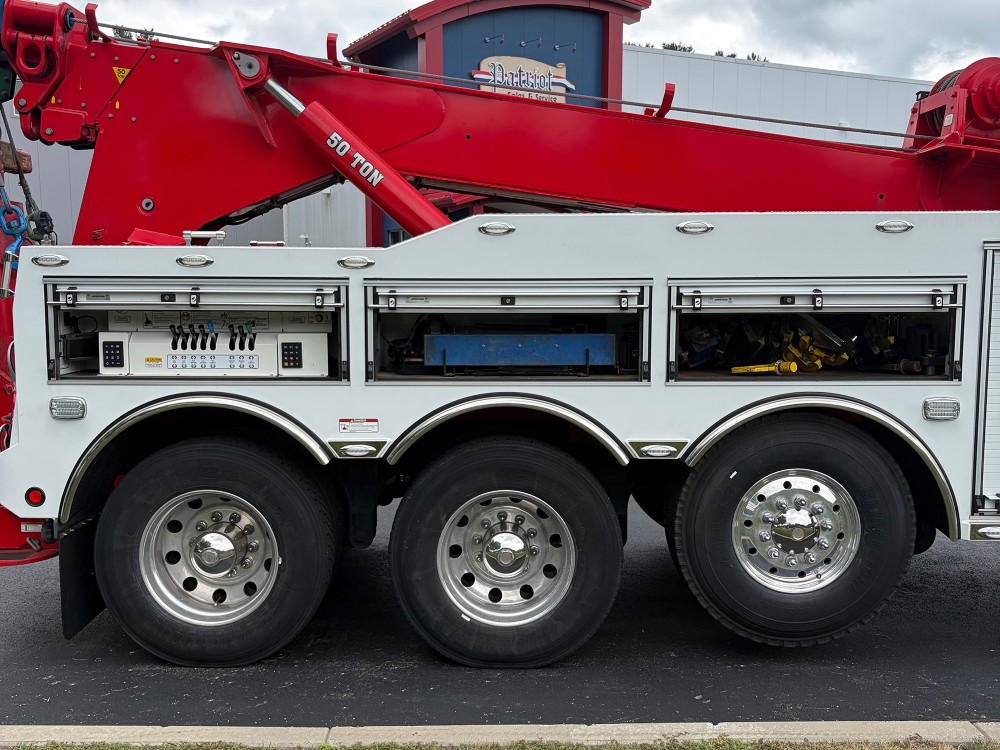 2020 Kenworth T880 50 Ton Wrecker (Key# 5297) 8